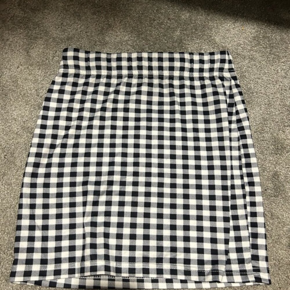 SHEIN Black and White Gingham Mini Skirt